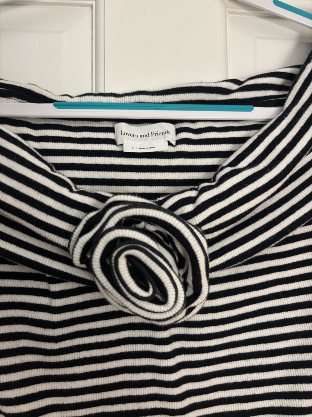 Lovers + Friends Luna Black & White Top - Picture 6 of 7